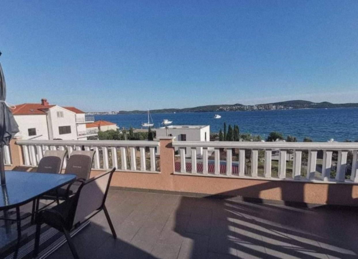 Apartment Lotus Trogir Exterior foto